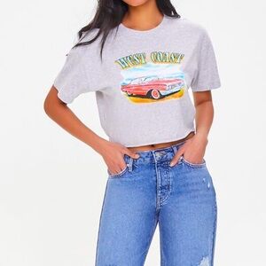Small Forever 21 Gray Multi-Color Cropped West Coast short sleeved Graphic tee